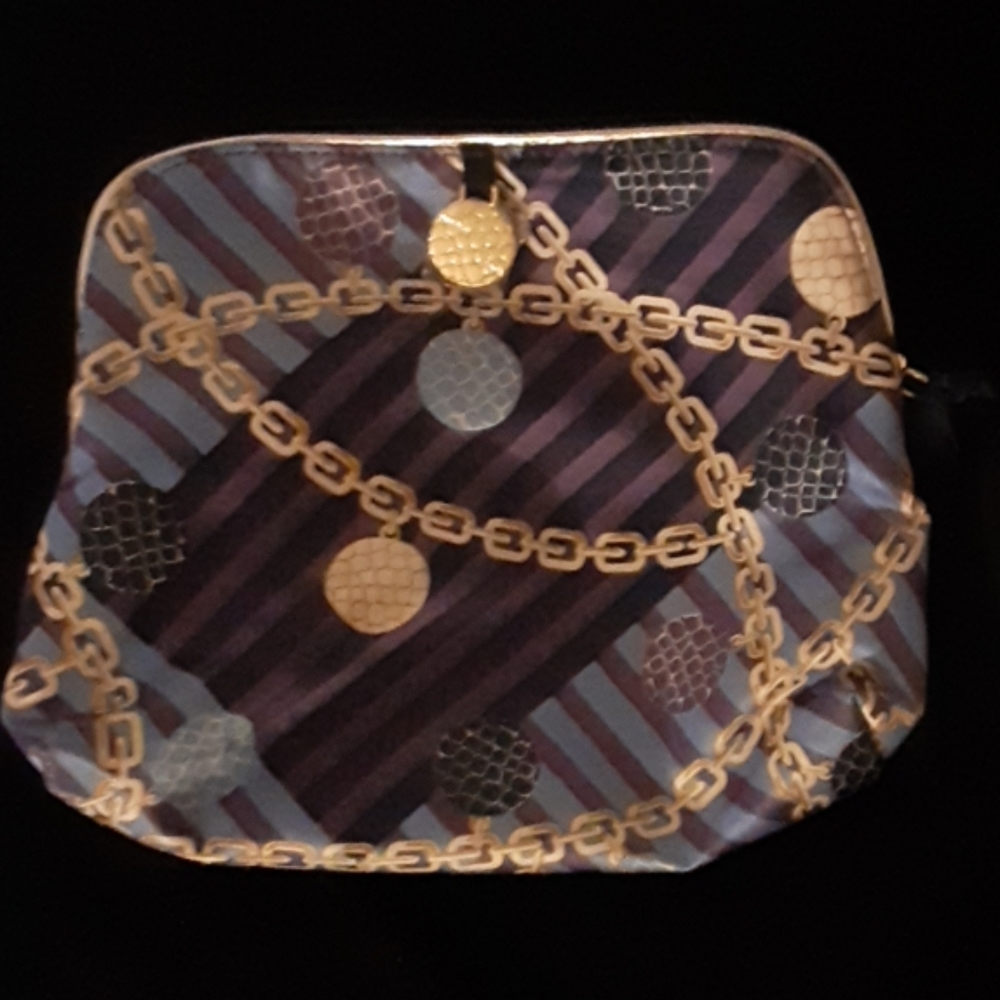 Makeup bag